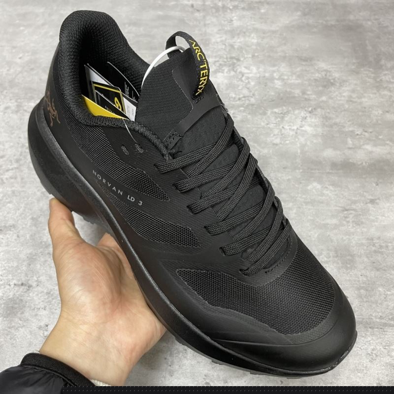 roger u1u1er sneskers
